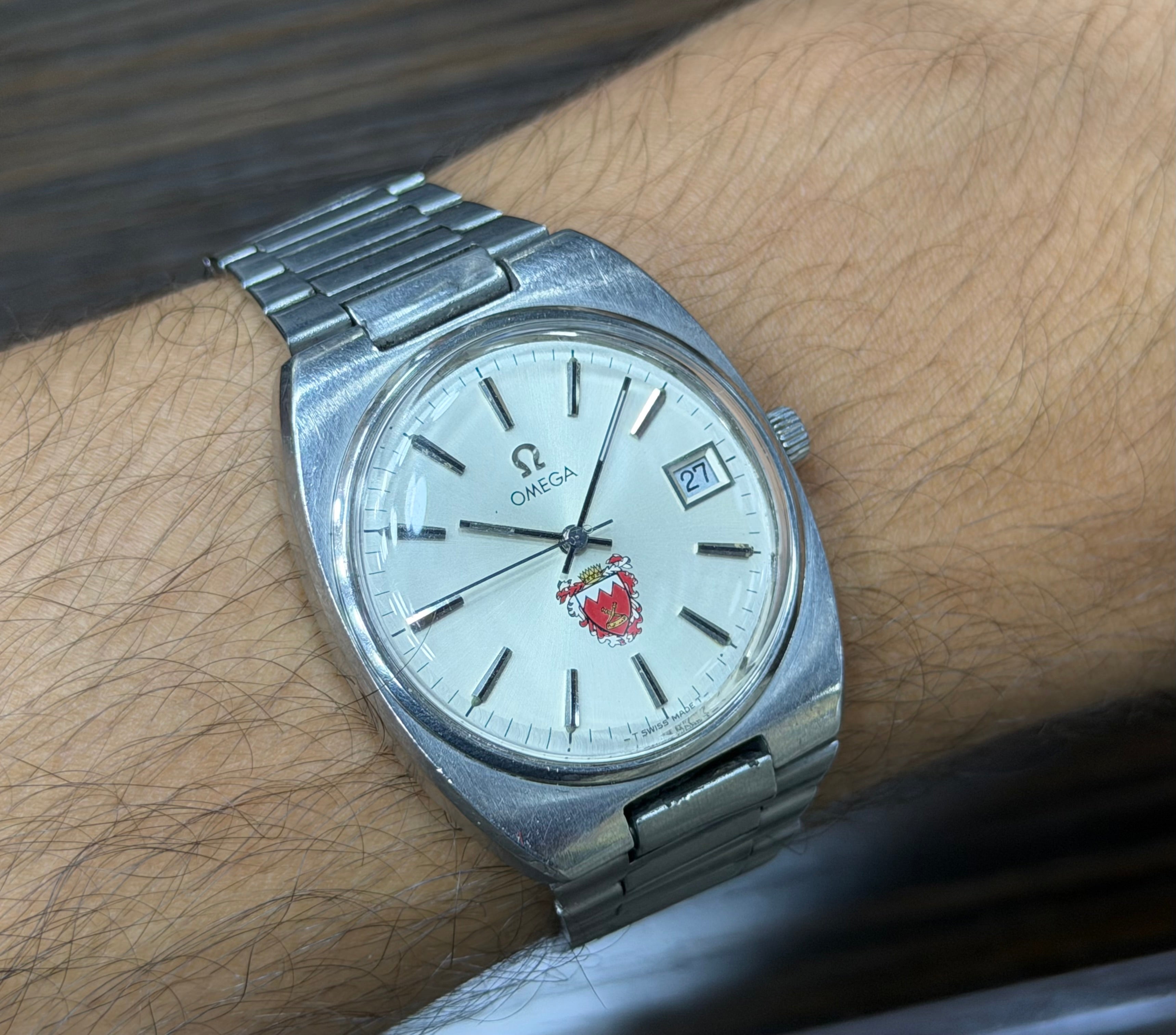 Rare Vintage Omega Seamaster Stainless Steel Royal Crest of Bahrain Dial with Original Stamped Box