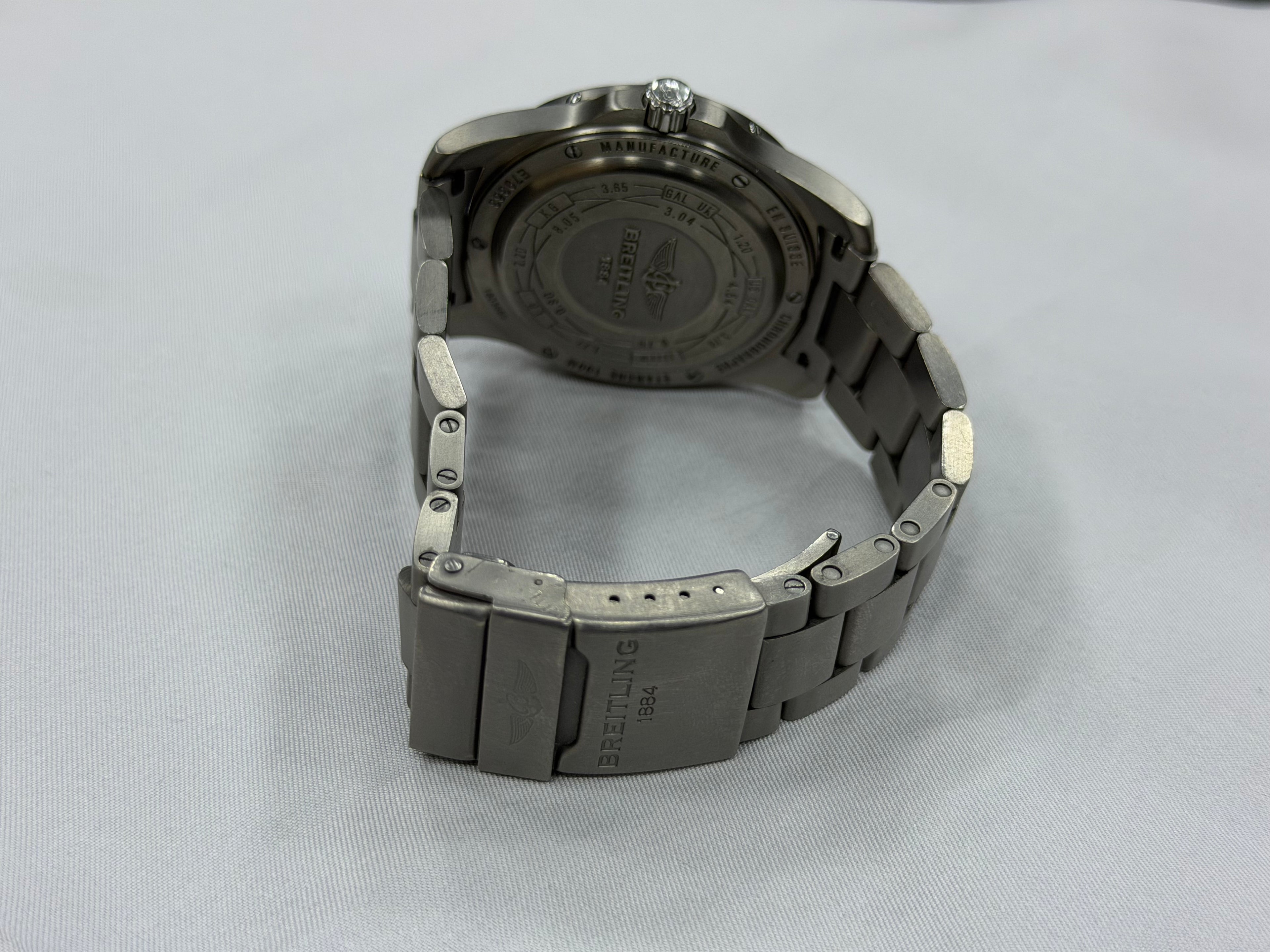 Breitling aerospace evo used ( discontinued model ) with only box 2024