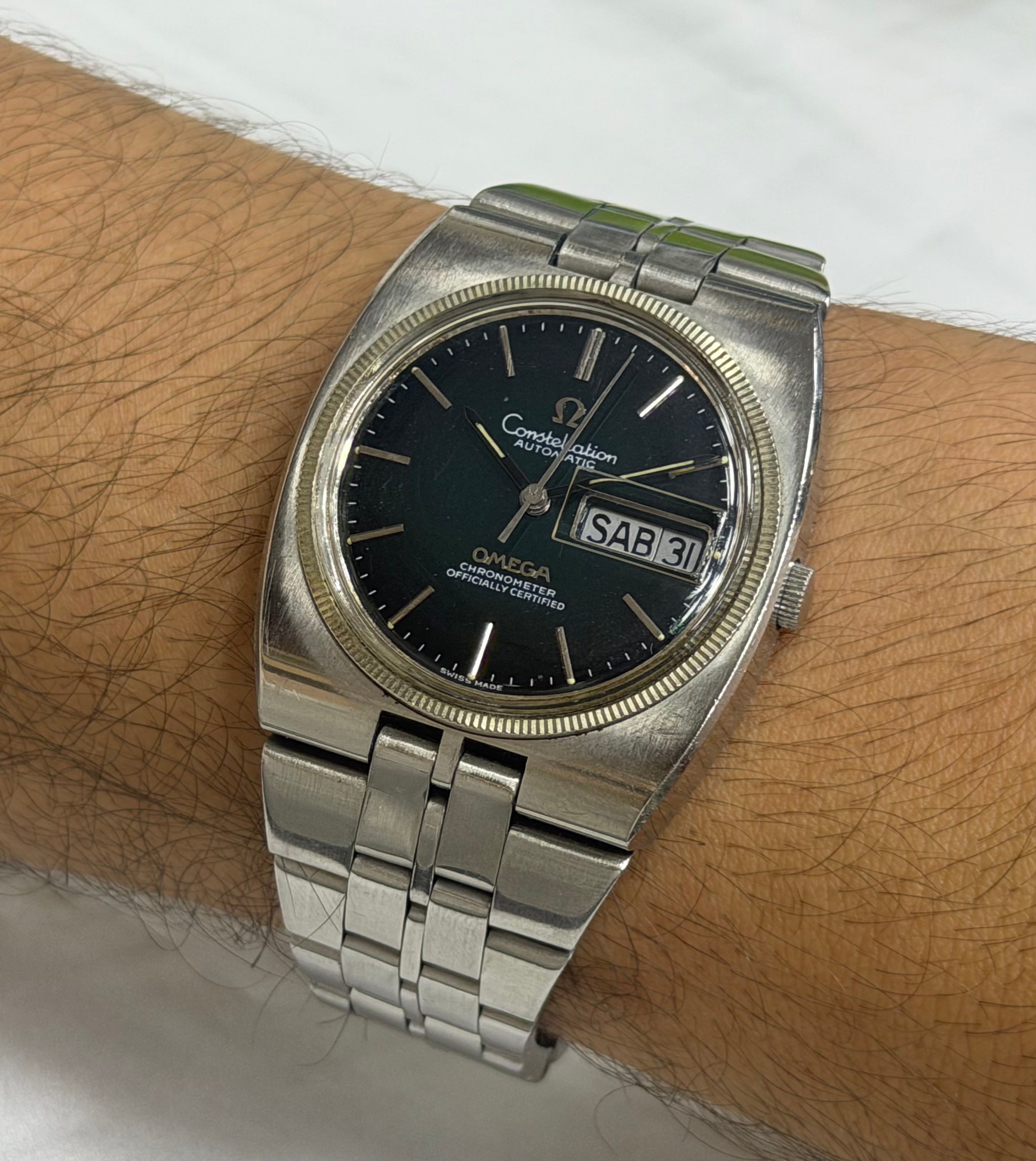 Vintage Omega Constellation Automatic Chronometer Day-Date - Stainless Steel Dark olive green dial