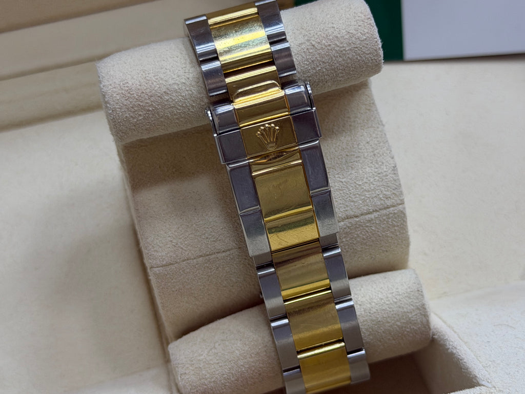 Rolex Yacht-Master 40 Two-Tone 18k Gold & Steel Rare Mother of Pearl Dial Full Set - Ref. 16623