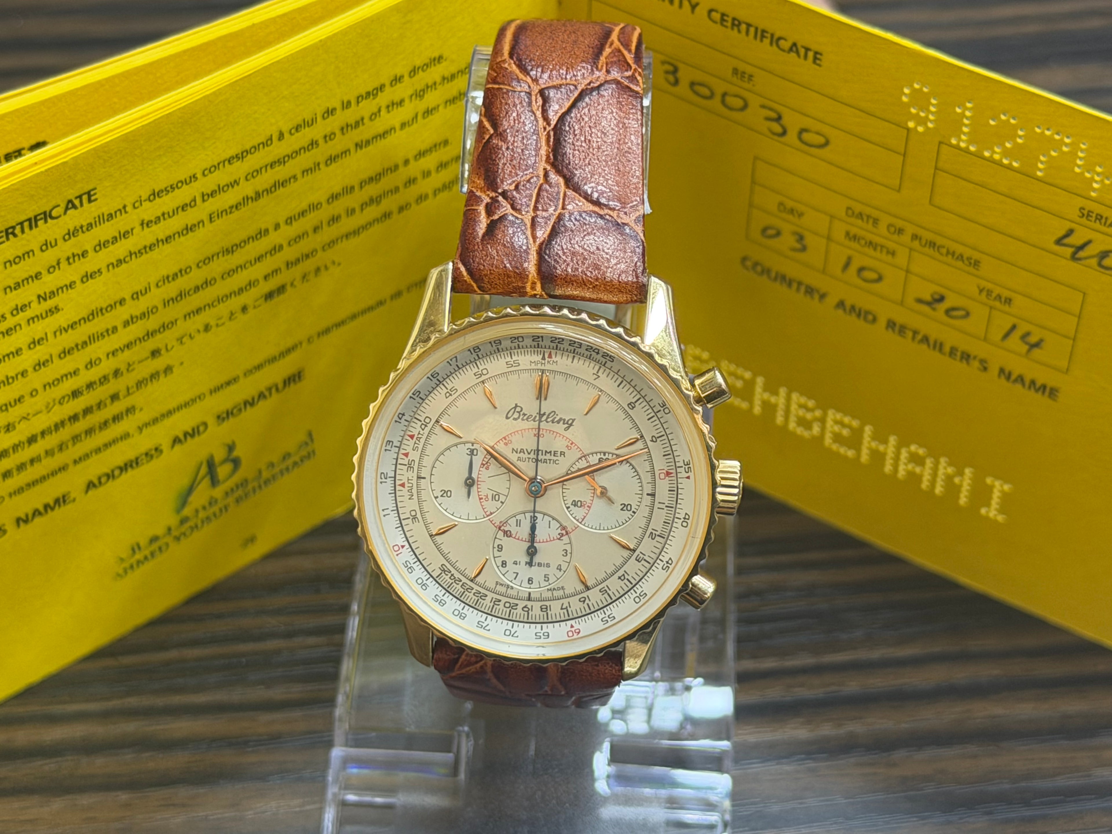 Breitling Navitimer Montbrilliant 18K Yellow Gold – Special Edition