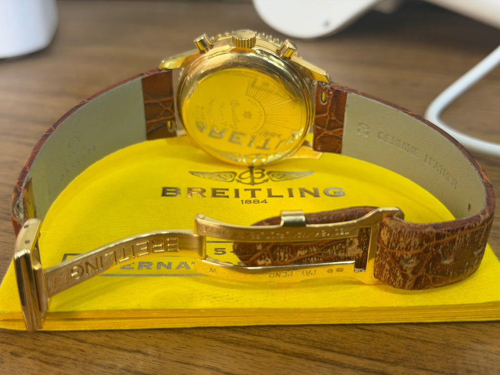 Breitling Navitimer Montbrilliant 18K Yellow Gold – Special Edition